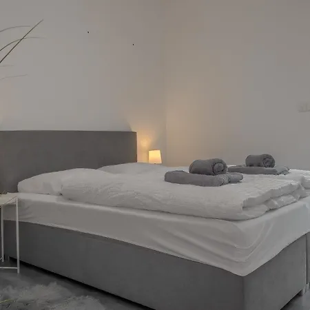 Villa Saldorfska U Vinarskych Sklepu - 8 Osob