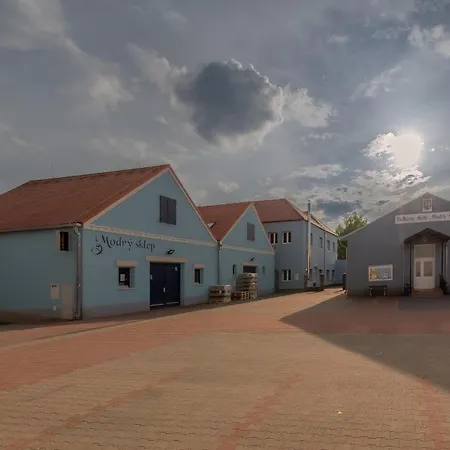 Saldorfska U Vinarskych Sklepu - 8 Osob * Novy Saldorf